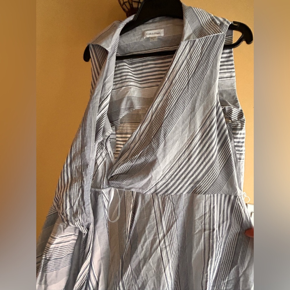 Calvin Klein long wrap dress - Picture 6 of 10
